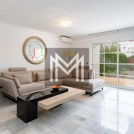 Magnifico Chalet * Estepona